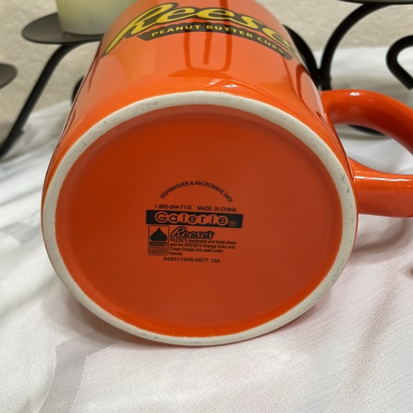 Large Mug - Picture 4 of 4